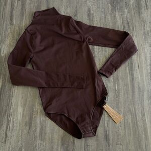 New skims bodysuit S/M